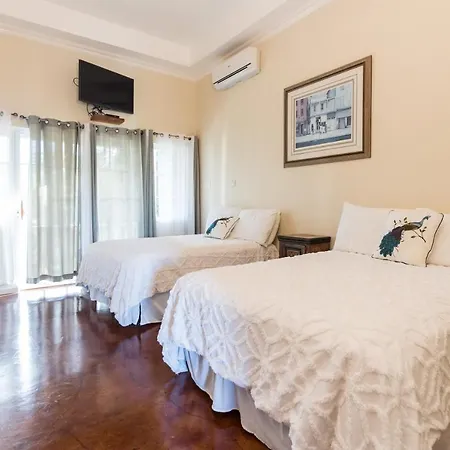 Blue Paloma Bed & Breakfast Lucea Exterior photo